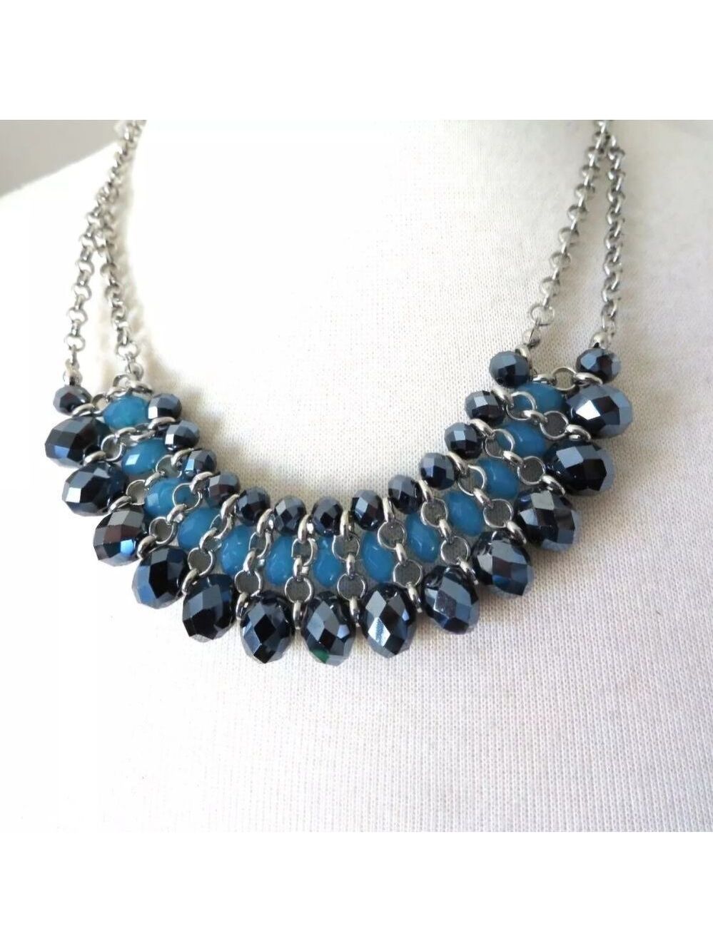 ERICA LYONS BLUE GLASS BEAD NECKLACE 18" SILVER TONE NWT